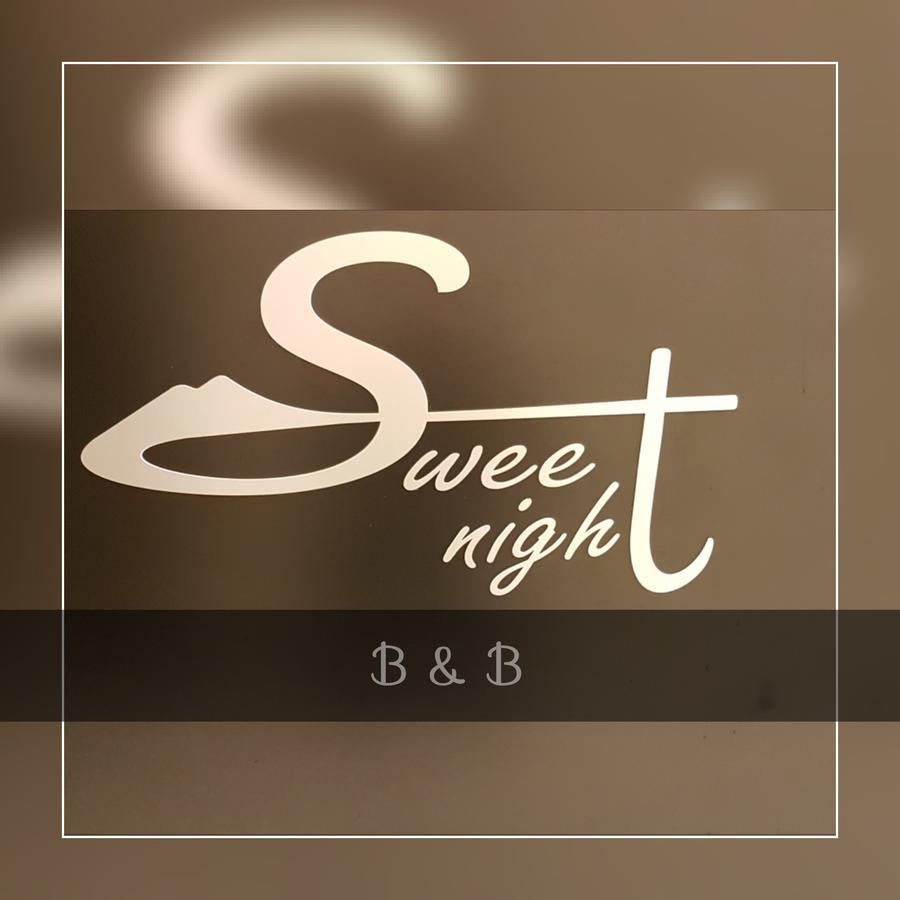 Sweet Night Rooms Naples Exterior photo